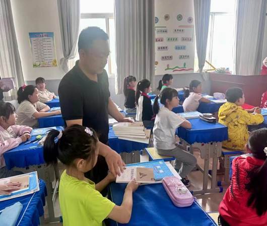 图示, 示意图
中度可信度描述已自动生成:ver1 图示, 示意图
中度可信度描述已自动生成:ver1
